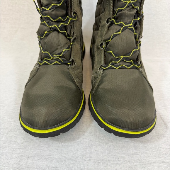 Sorel Cozy Cate Peat Moss Quilted Winter Lace-Up Boots - Picture 8 of 14